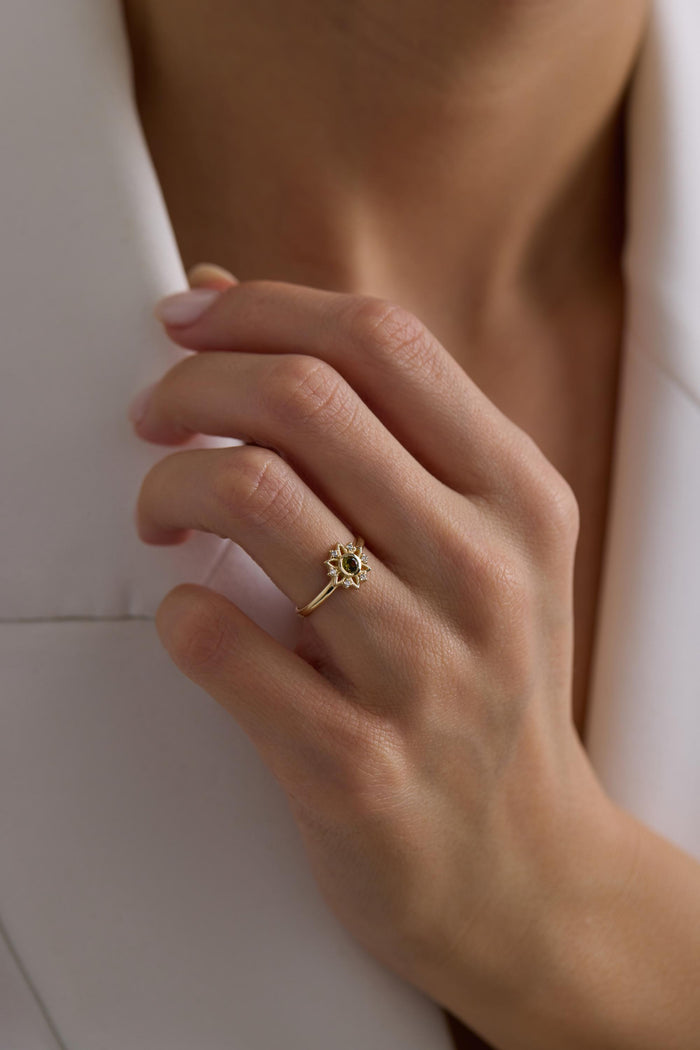 14K Gold Peridot Gemstone Sunburst Ring