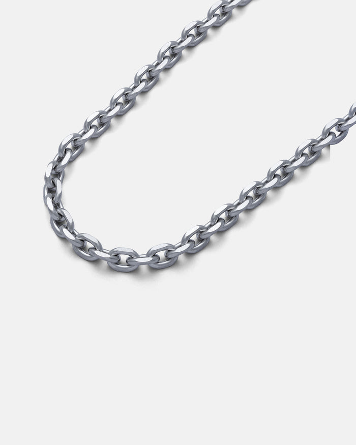 A close-up view of the 4.5mm Cable Chain necklace, crafted from stainless steel with oval beveled links and diamond-cut edges, displayed on a plain white background.