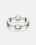 Introducing the 925 Sterling Silver “The Cathedral” Spiked Ring by Statement Collective—a polished statement piece featuring an interlocking, gothic-inspired chain link band with intricate spiked detailing. The inner band is engraved with S925 and STATEMENT, highlighting its premium craftsmanship.