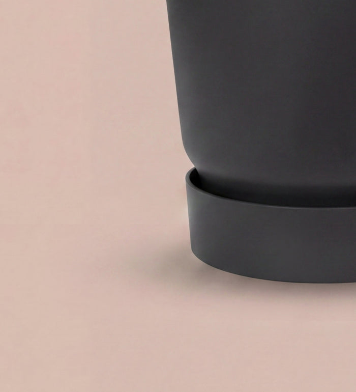 Black Elho Greenville Pot 18cm
