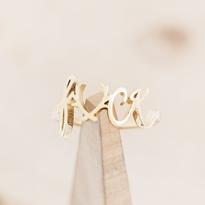 14K Yellow Gold / Without Diamond Accents