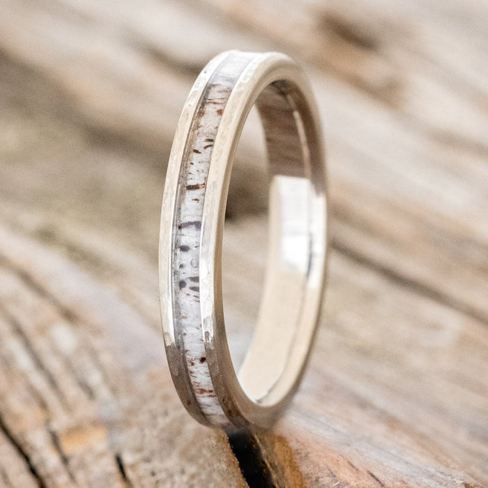 Titanium / Hammered / 3mm