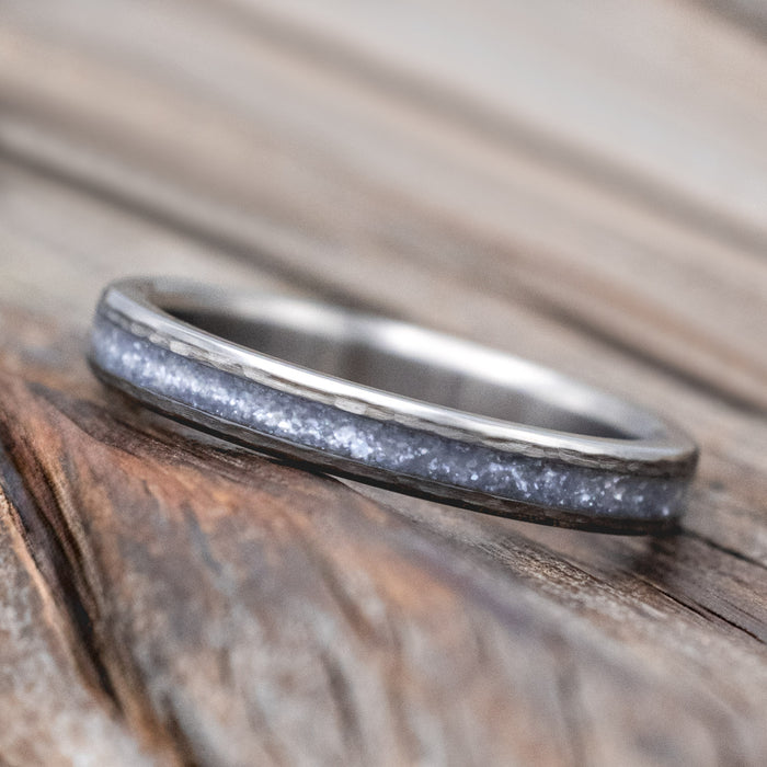 "VERTIGO" - MATCHING SET OF DIAMOND DUST WEDDING BANDS WITH HAMMERED FINISH-Staghead Designs