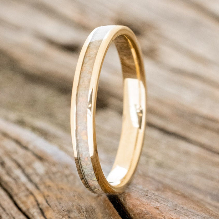 14K Yellow Gold / 3mm