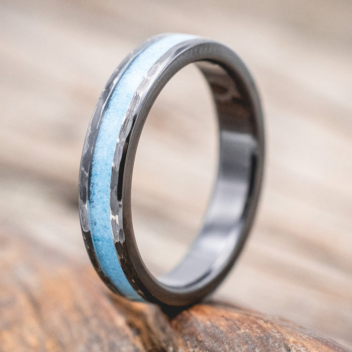 Black Zirconium / Hammered / 4mm