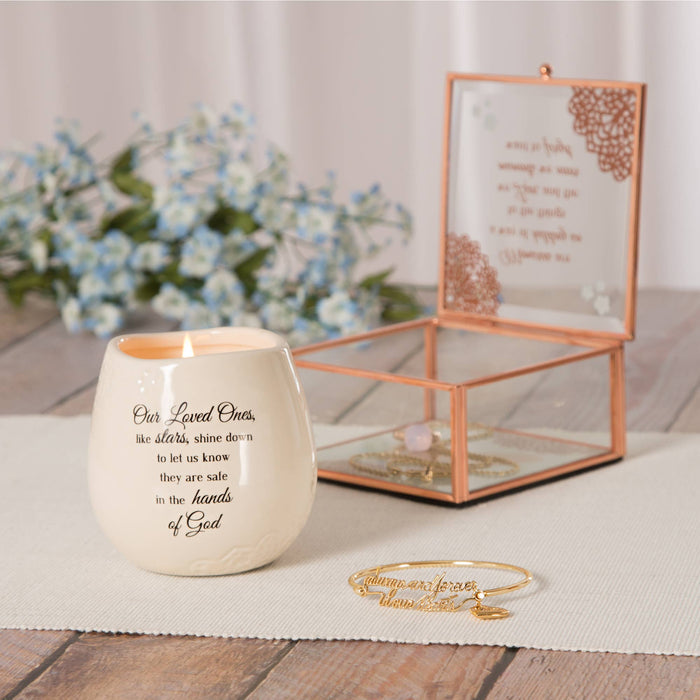 Loved One - 8 oz - 100% Soy Wax Candle
Scent: Tranquility