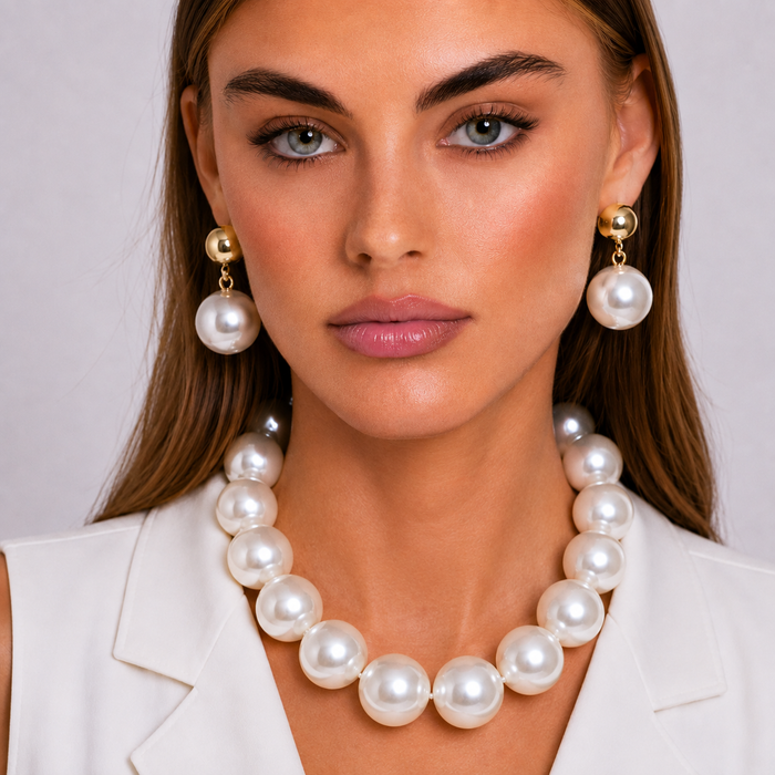 Lucy Pearl Gumball Size Choker