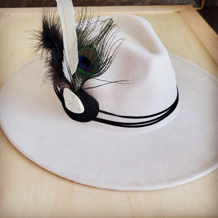 Peacock and white feather hat band, additional view